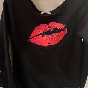Ou Chun Liang Diana Lips Sweatshirt XXL. NWOT
